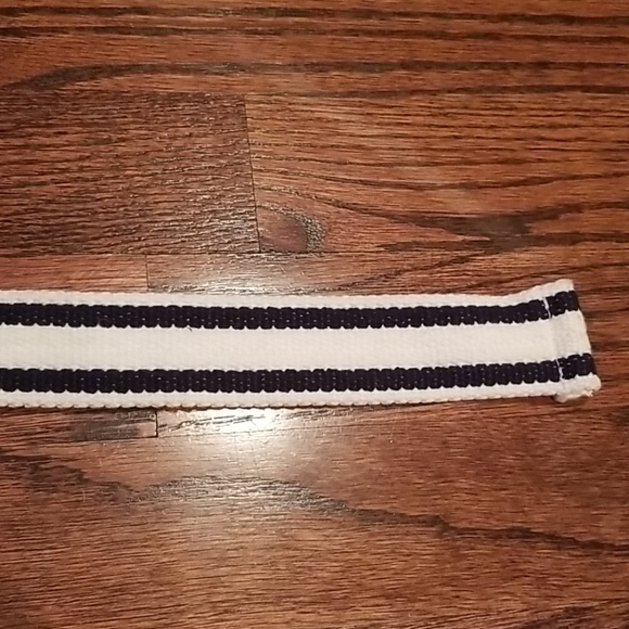 Striped D Ring Belt - Picture 3 of 4